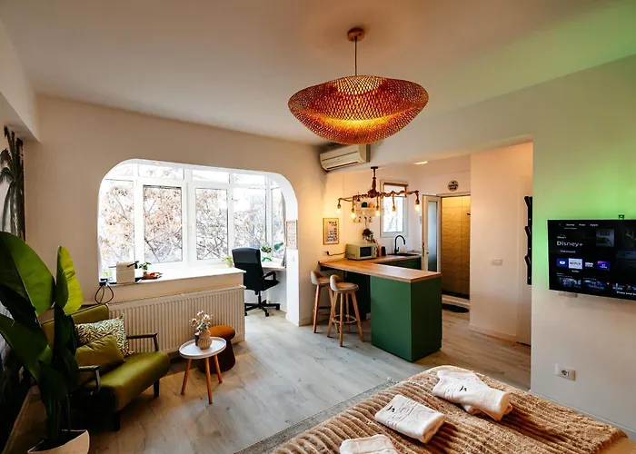 Urban Jungle Nest Apartment