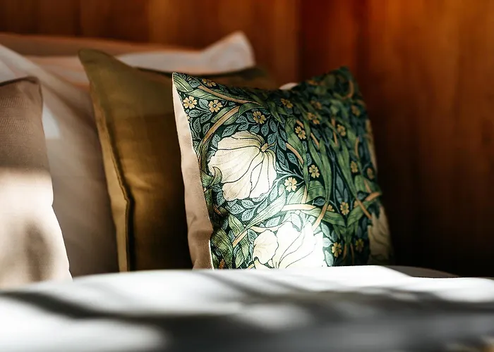 Urban Jungle Nest Bucharest